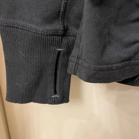 ATHLETA Pullover Define Hooded 1/4 zip, with kangaroo pocket - small - Picture 4 of 7